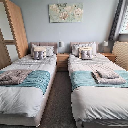 3 Bedroom Apartment Coventry - Hosted By Coventry Accommodation 外观 照片