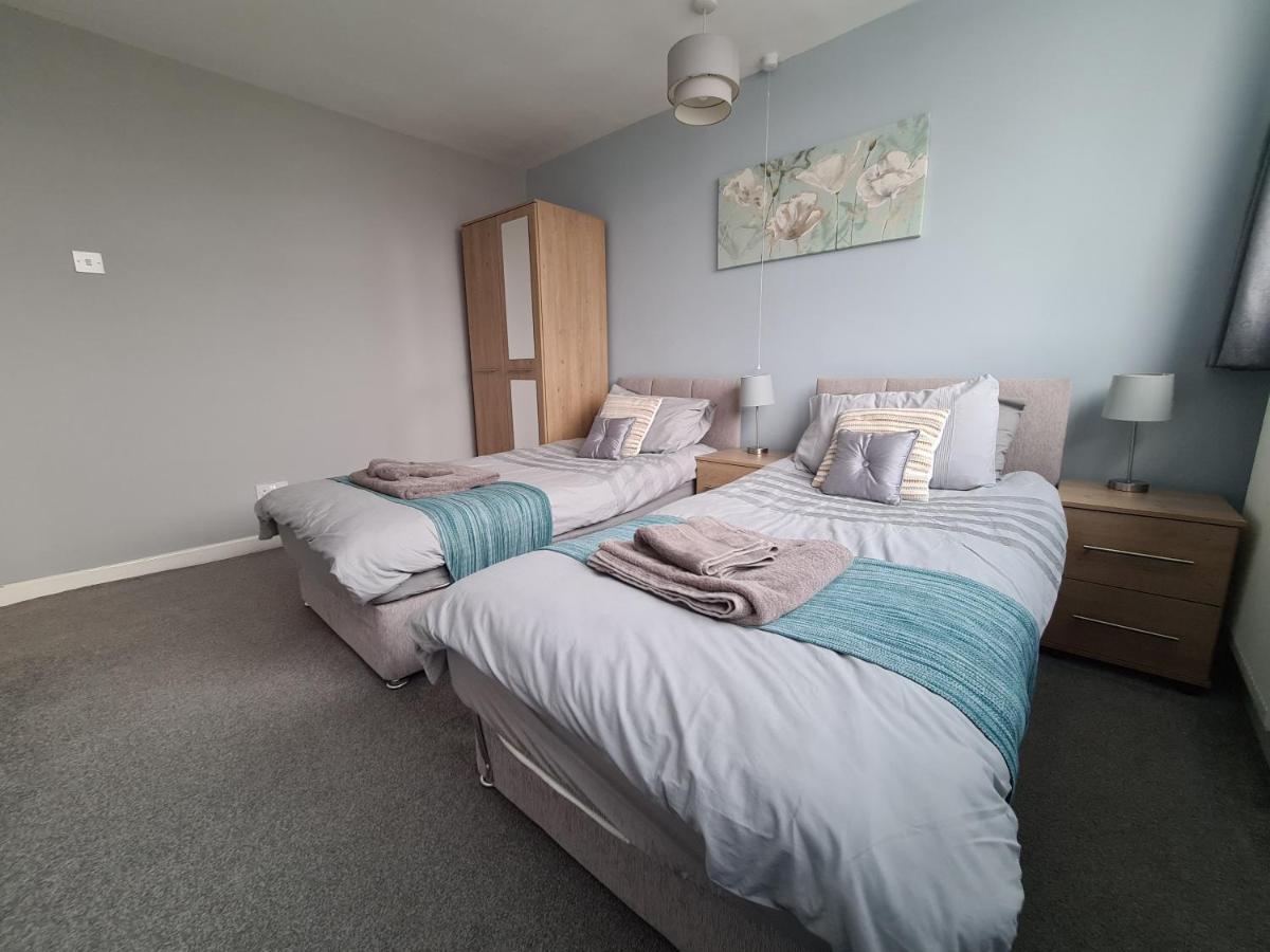 3 Bedroom Apartment Coventry - Hosted By Coventry Accommodation 外观 照片